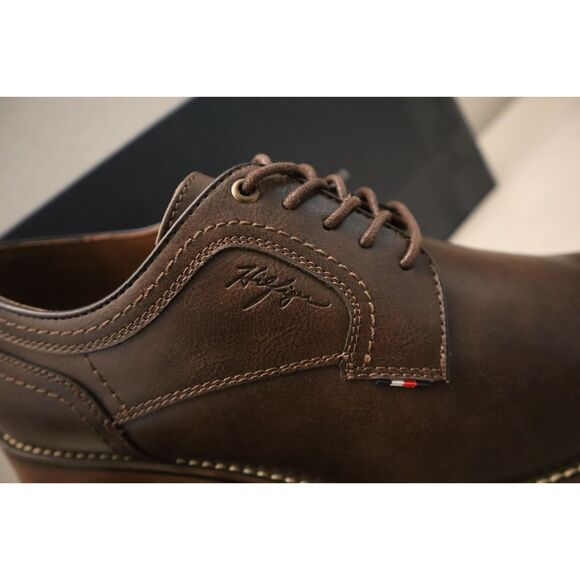 Tommy Hilfiger Men's Sz 10.5M Light Brown PU Leather Benty Oxfords - Picture 2 of 16